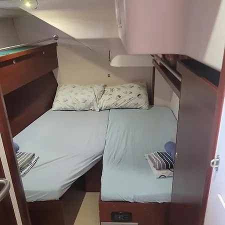Bateau-hôtel парусная яхта Talay *
